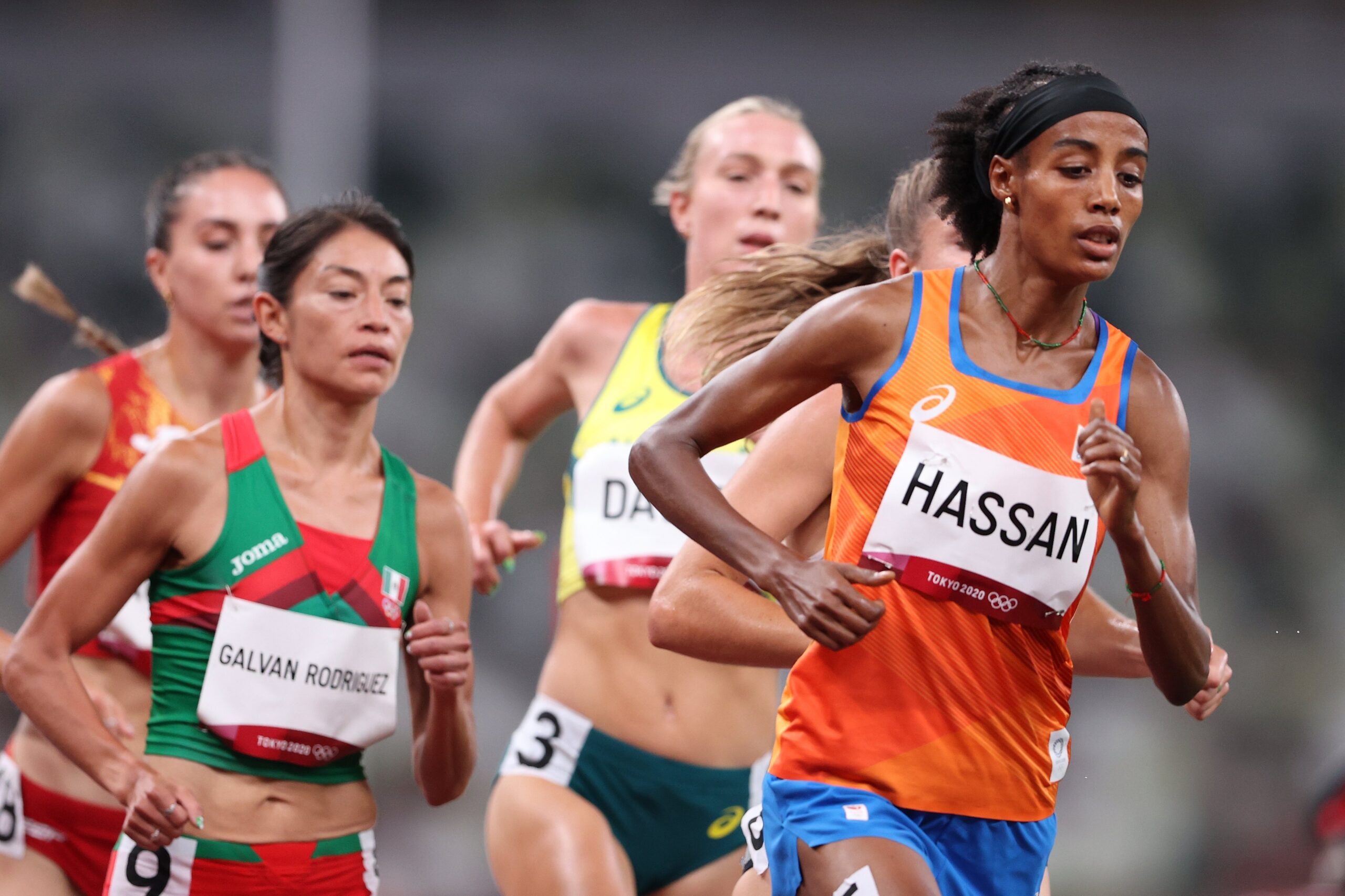 5000 metros: Sifan Hassan clasifica y sigue como favorita