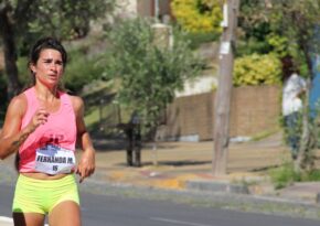 Fernanda Martínez ganó la Pequeña San Silvestre