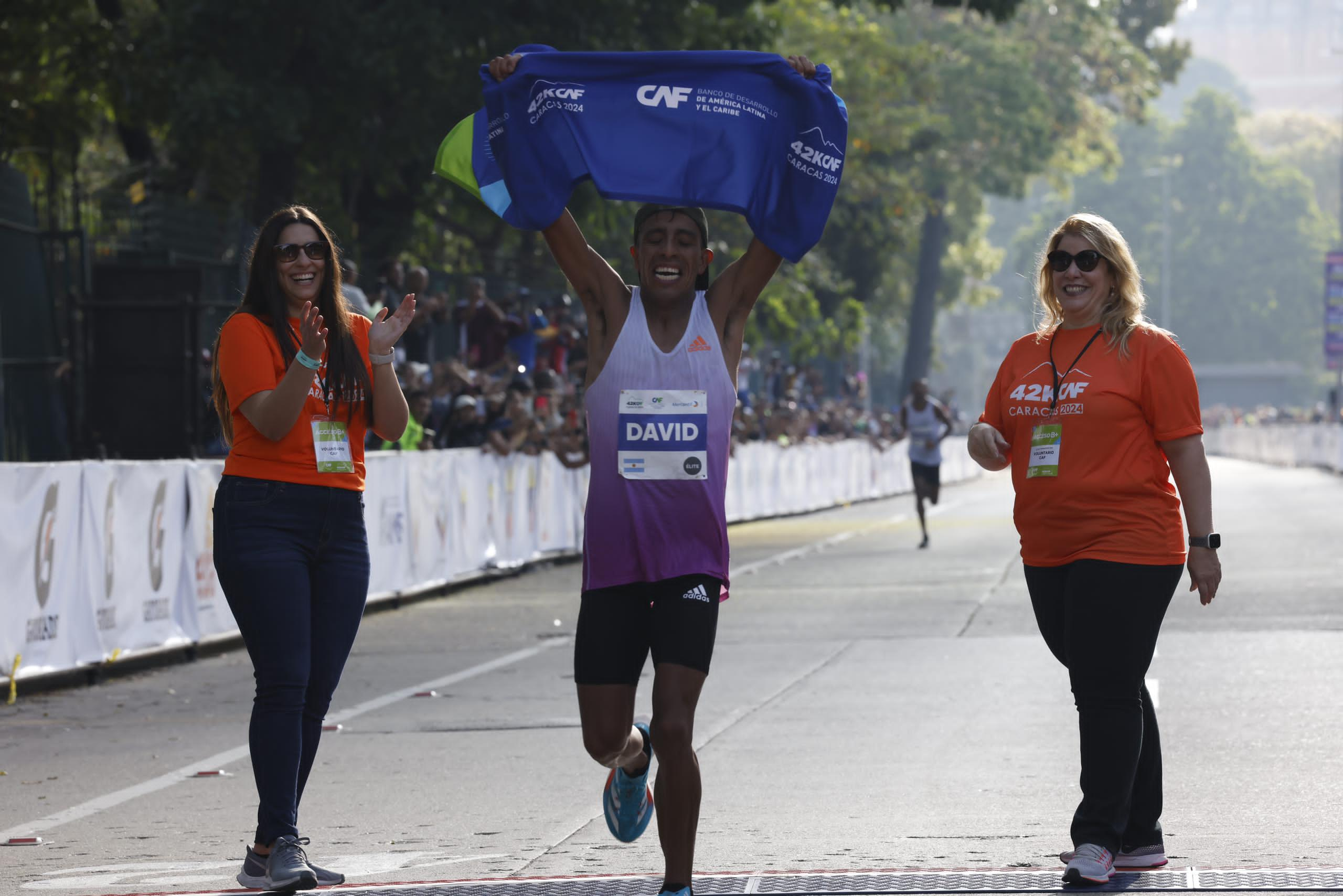 Maratón CAF: David Rodríguez se queda con el triunfo