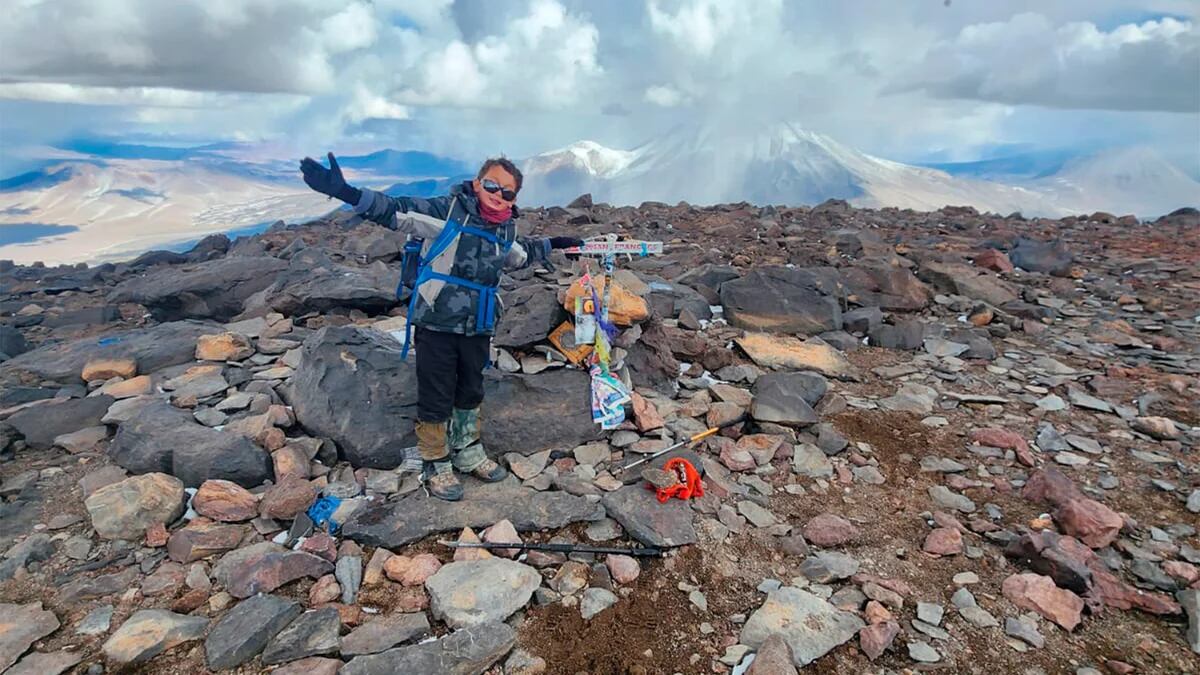 Con 10 años, Santino hizo cumbre a 6000 metros de altura