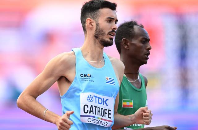 Santiago Catrofe bate el récord sudamericano en 5000 mts