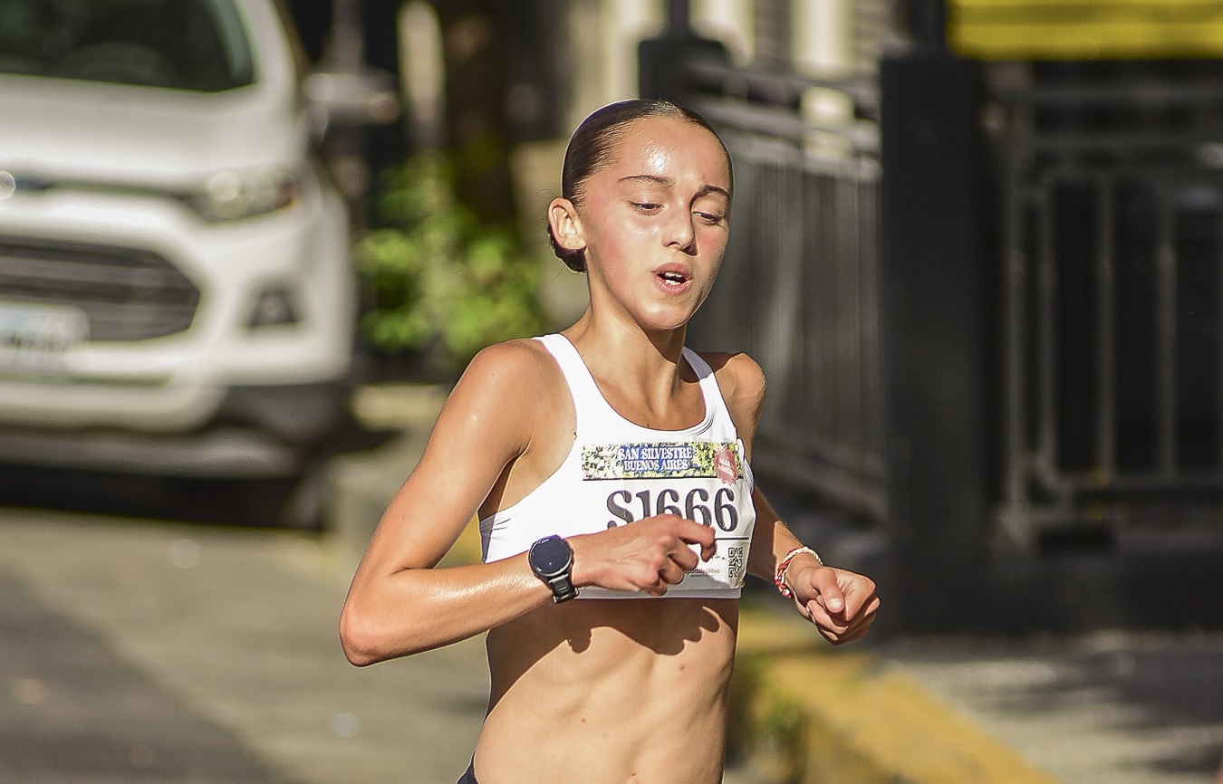 Zoe Gorski, la atleta de 14 años que se ilusiona a lo grande