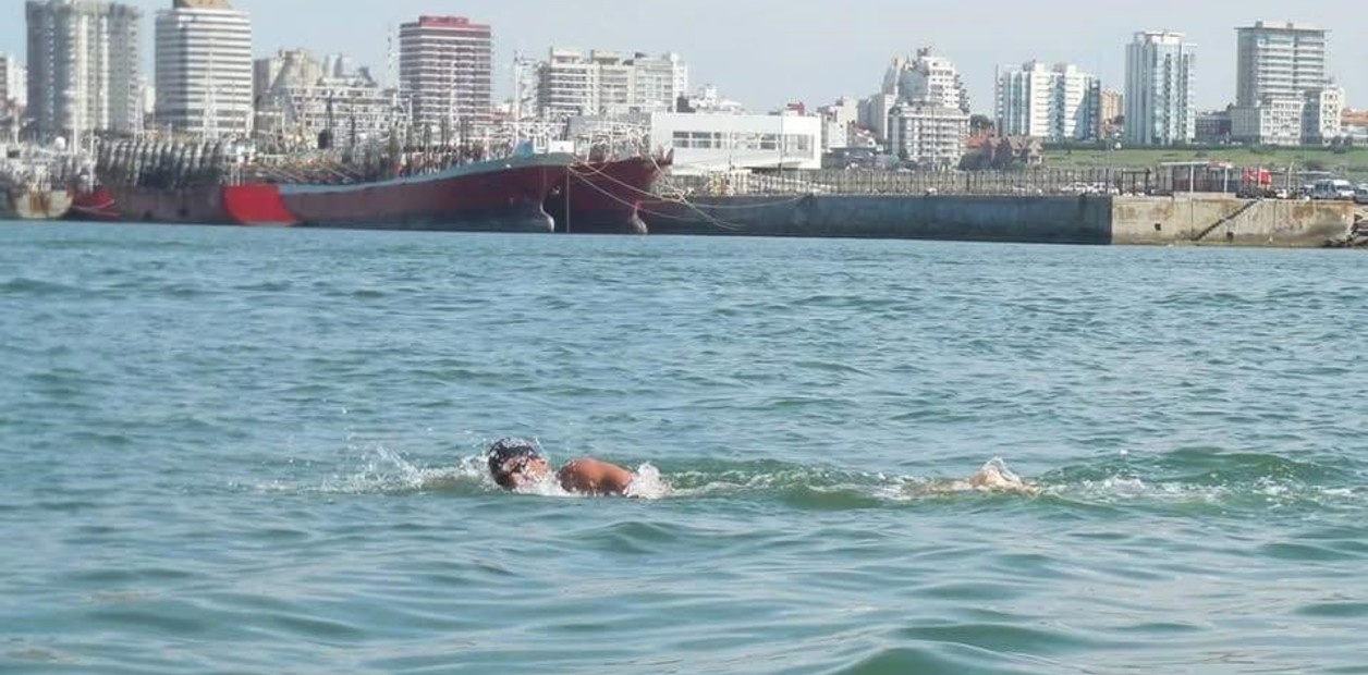 Tragedia – Ironman 70.3 Punta del Este: investigan si al atleta argentino Federico Foster lo impactó una moto de agua